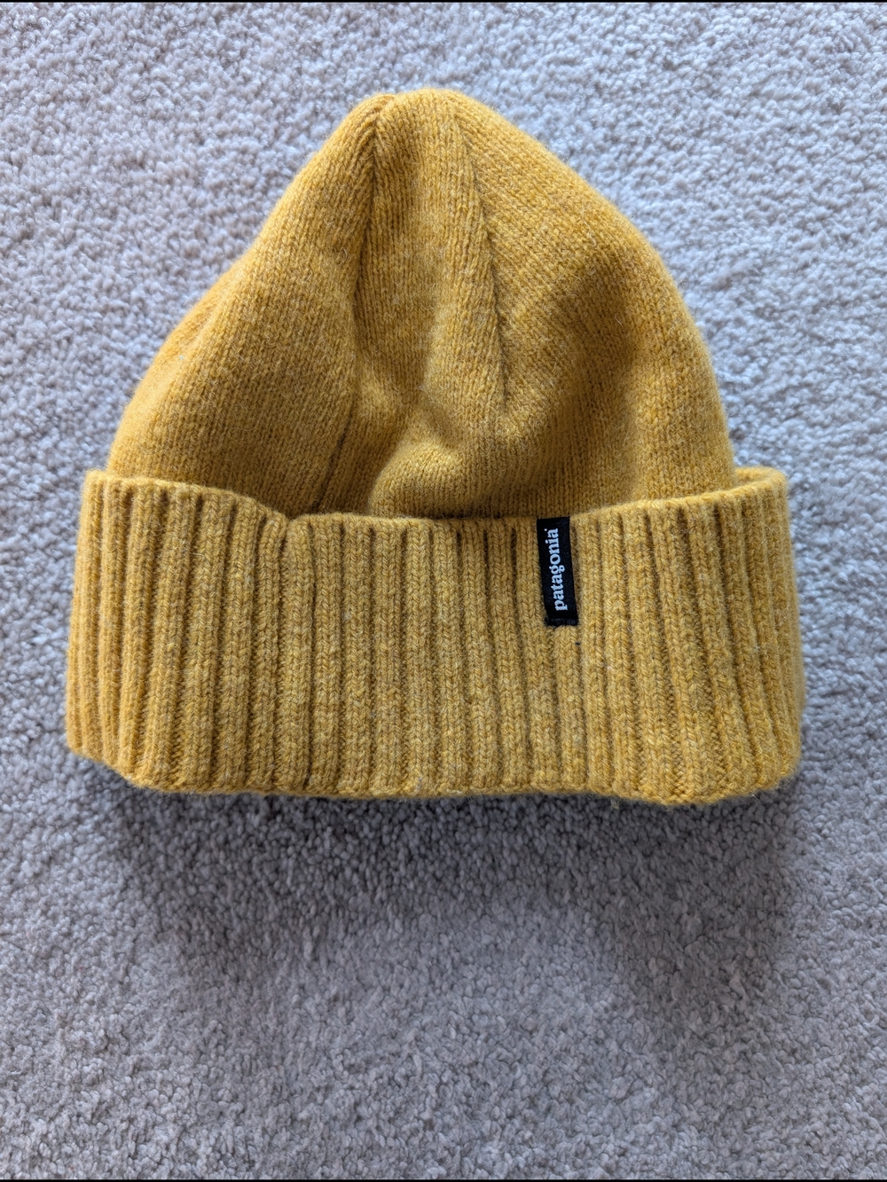 Patagonia Men's Mustard Yellow Knit Beanie with Mountain Patch - Picture 2 of 2
